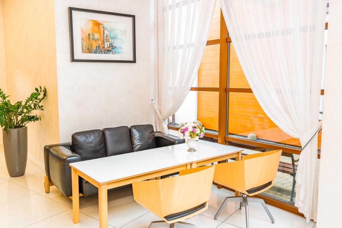 Hotel Kristoff Łaszków Kültér fotó