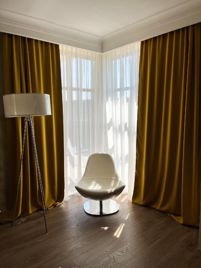 Hotel Kristoff Łaszków Kültér fotó