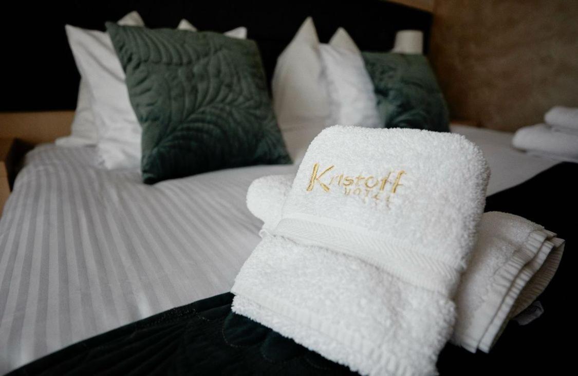 Hotel Kristoff Łaszków Kültér fotó